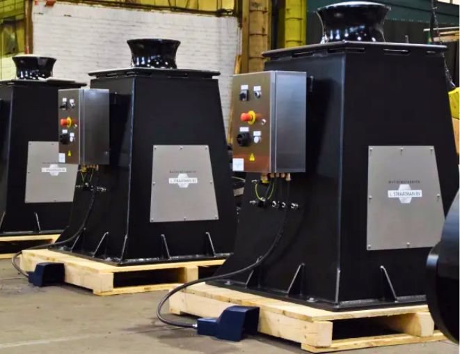 Custom made capstans for Marina Bay Cruise Centre, Singapore