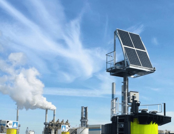 Capstan solar powered