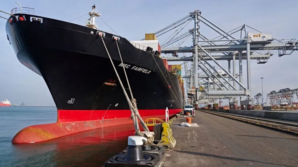 Smart Bollards installed at ECT Rotterdam