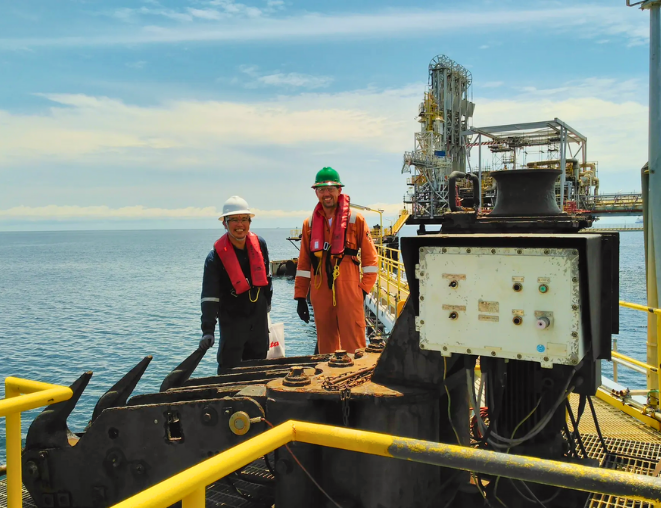 Site inspection Brunei LNG, Quick Release Mooring Hooks