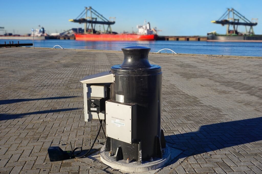 Capstans for safe berthing and mooring operations