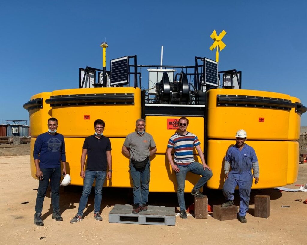 Quick release mooring hooks for mooring buoys in Egypt