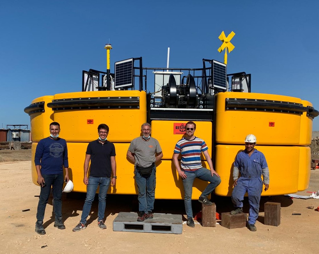 Quick release mooring hooks for mooring buoys in Egypt