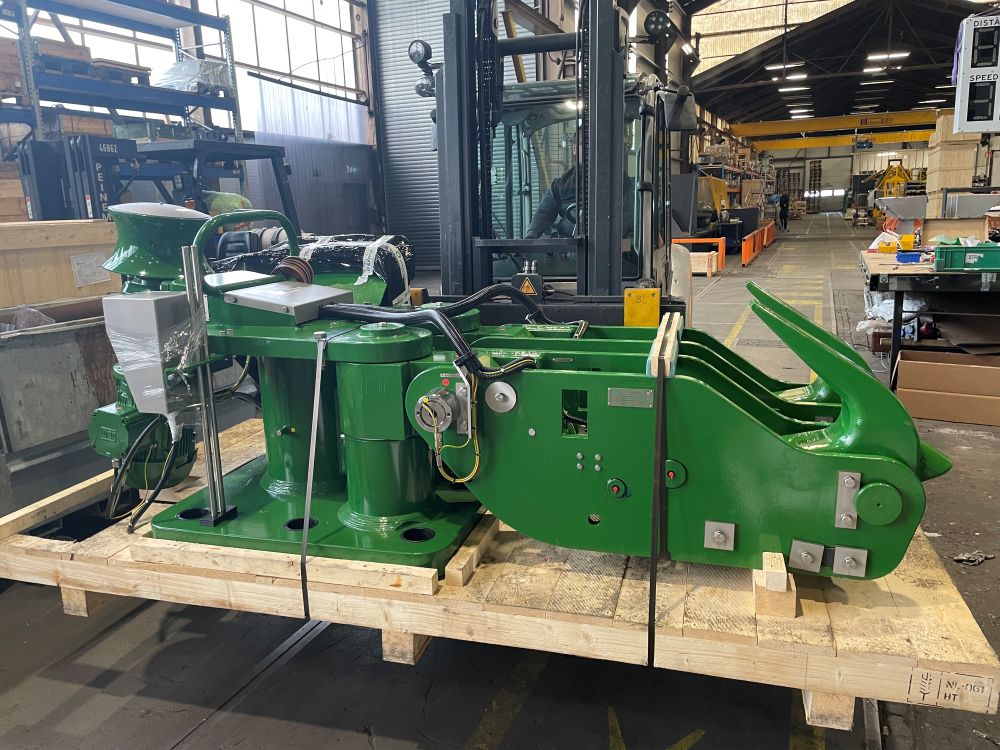 Quick release hook LNG Terminal